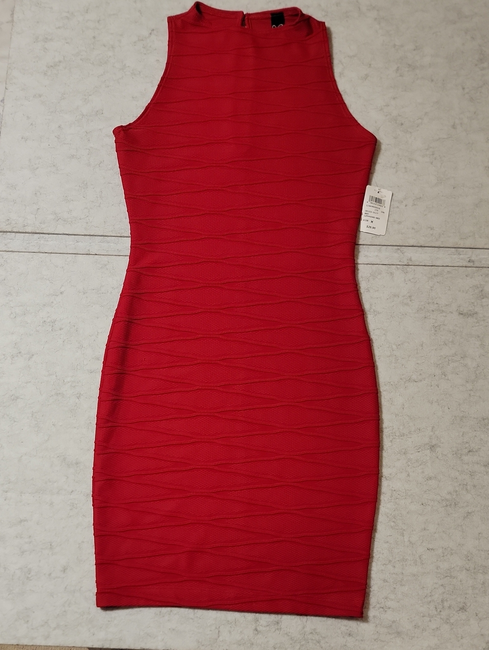 NWT Windsor Red Textured Geometric Bodycon Mini Dress Mock Neck Keyhole Medium